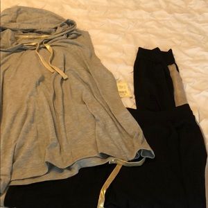 NWT Zoe& Bella jogger set